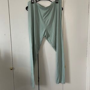 ASOS CURVE. SAGE LEGGINGS. SIZE 18
